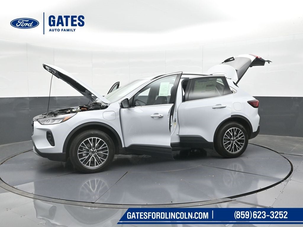 2025 Ford Escape Plug-In Hybrid Base