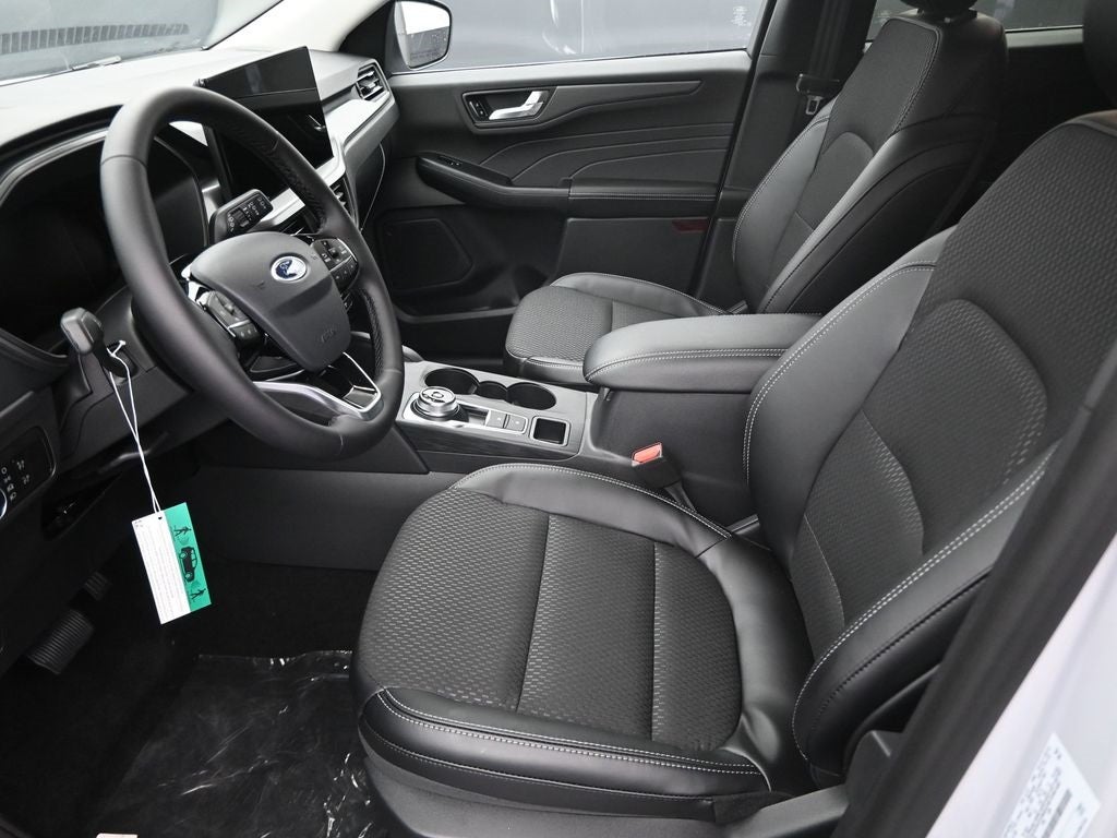 2025 Ford Escape Plug-In Hybrid Base