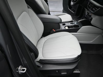 2026 Ford Escape Platinum