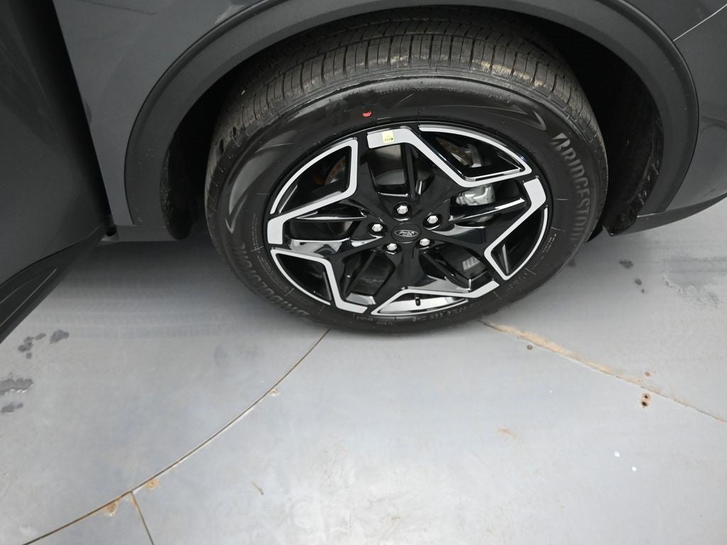 2026 Ford Escape Platinum