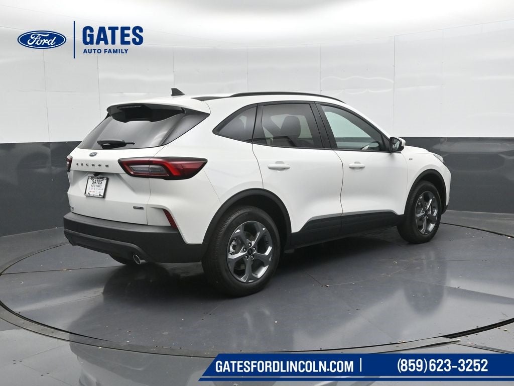 2026 Ford Escape Hybrid ST-Line Select