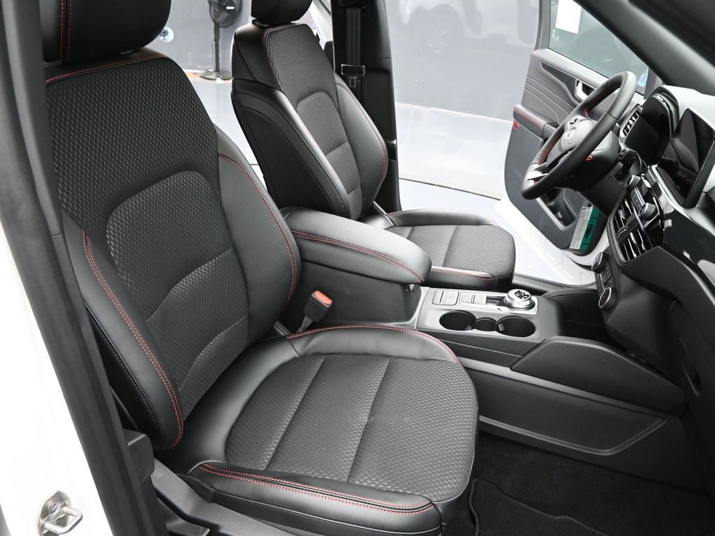 2026 Ford Escape Hybrid ST-Line Select