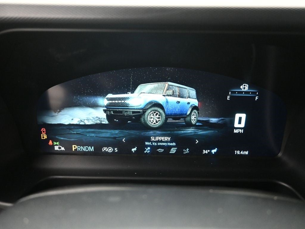 2025 Ford Bronco Base