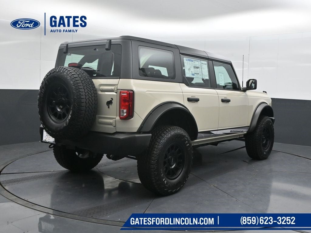 2025 Ford Bronco Base