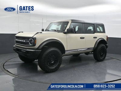 2025 Ford Bronco Base