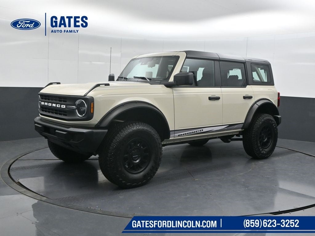 2025 Ford Bronco Base