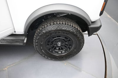 2026 Ford Bronco Big Bend Matte Black Pack