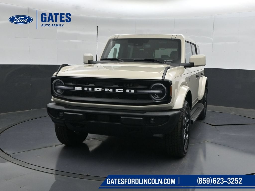 2026 Ford Bronco Outer Banks