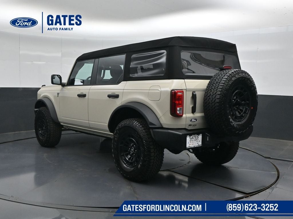2026 Ford Bronco Base