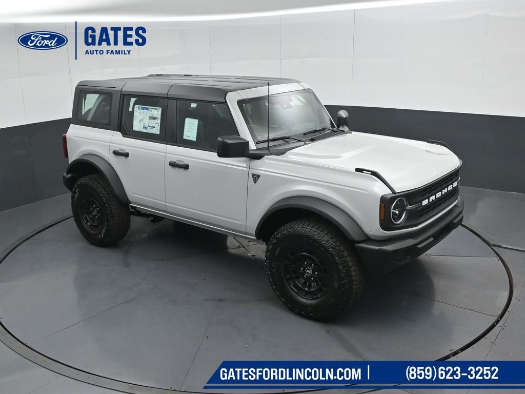 2026 Ford Bronco Base