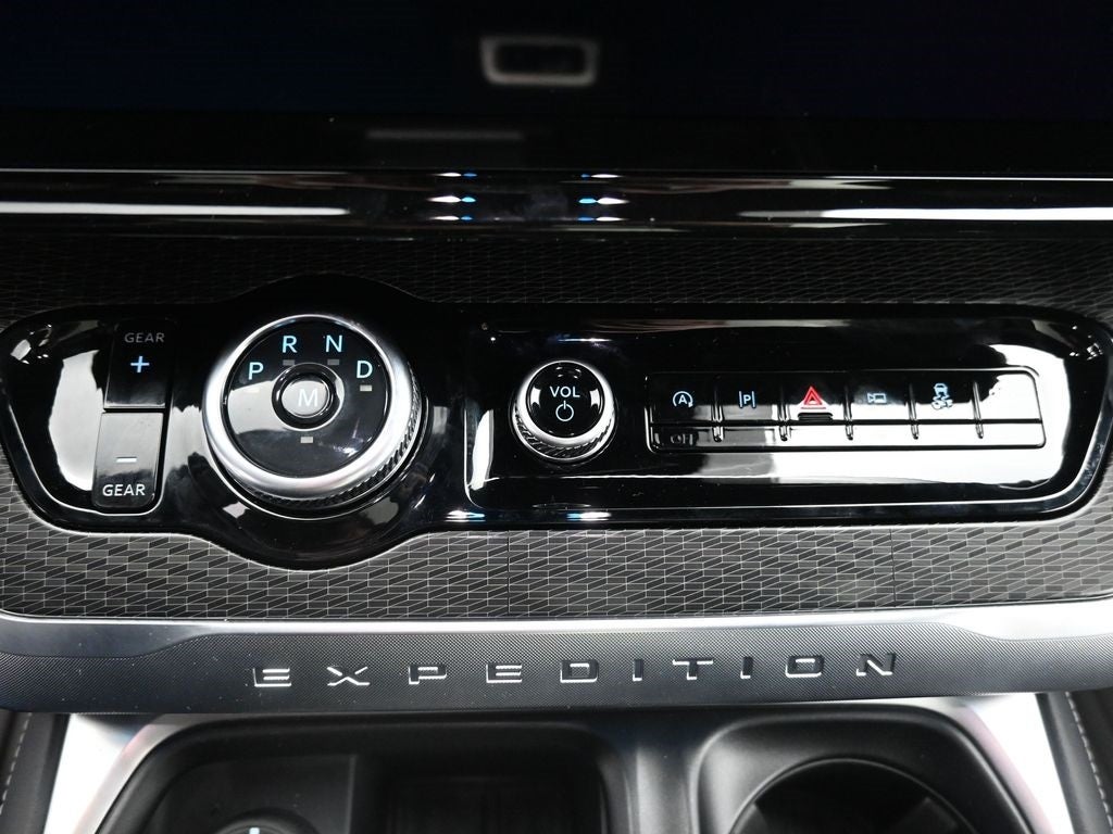 2026 Ford Expedition MAX Platinum®