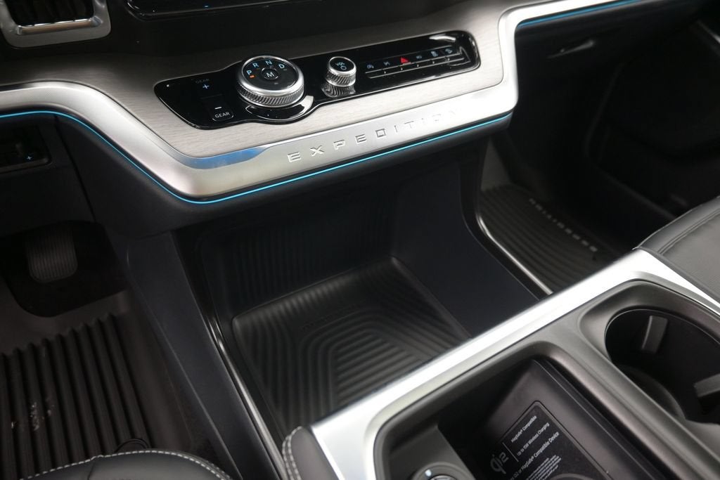 2027 Ford Expedition Max MAX Platinum