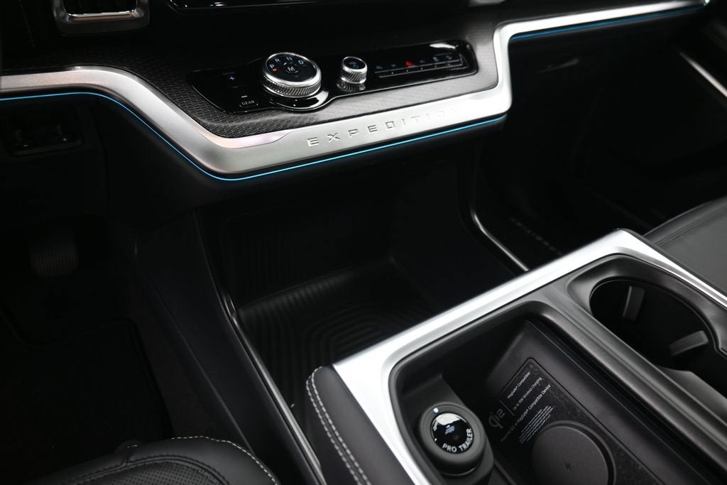2027 Ford Expedition Max MAX Platinum