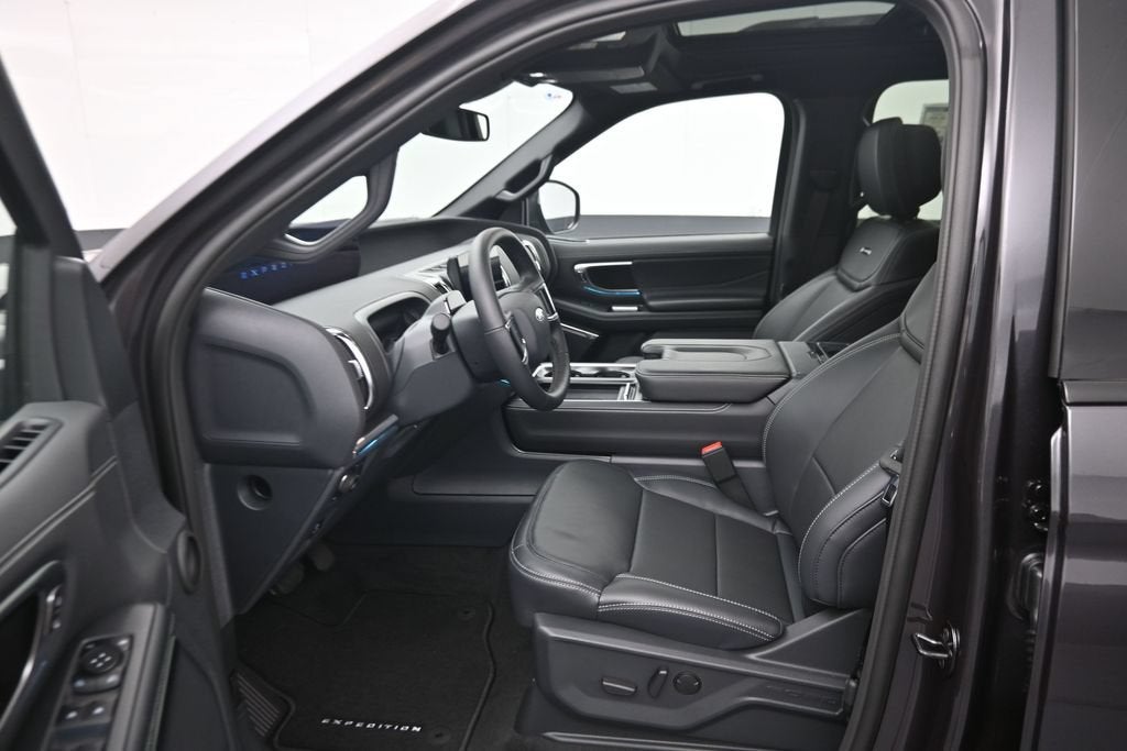 2027 Ford Expedition Max MAX Platinum