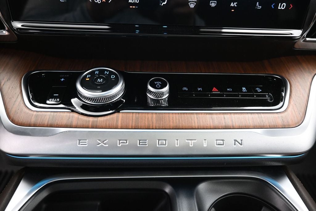 2027 Ford Expedition King Ranch