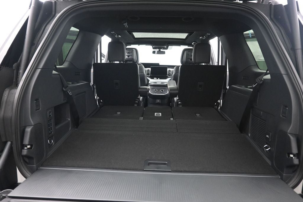 2027 Ford Expedition Tremor
