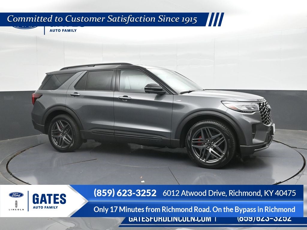 2025 Ford Explorer ST-Line