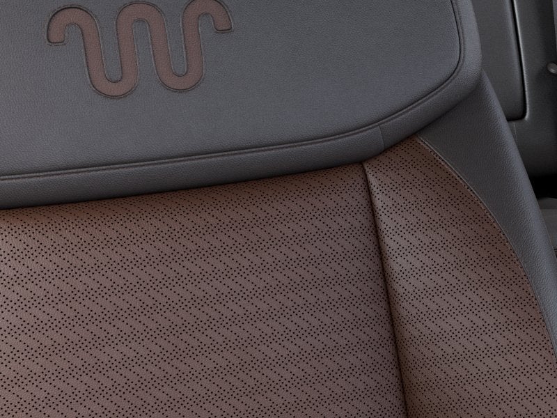 2027 Ford Super Duty F-350 SRW Pickup F-350® King Ranch®