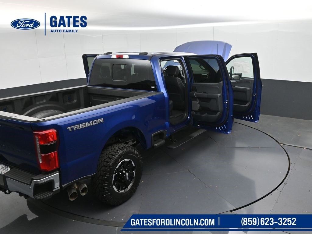 2026 Ford F-350SD Lariat TREMOR