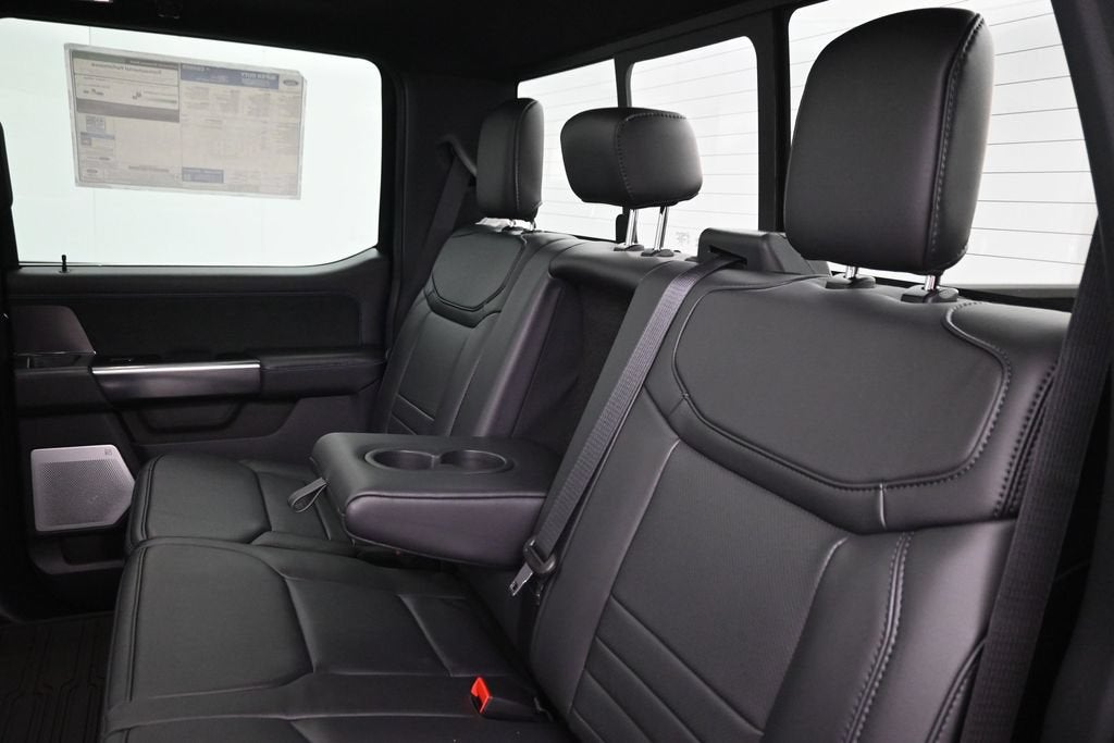 2027 Ford F-350SD Platinum DRW