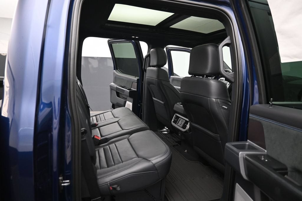 2027 Ford F-350SD Platinum DRW