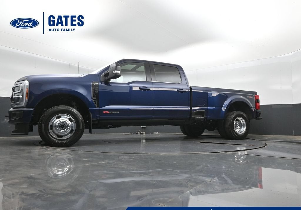 2027 Ford F-350SD Platinum DRW