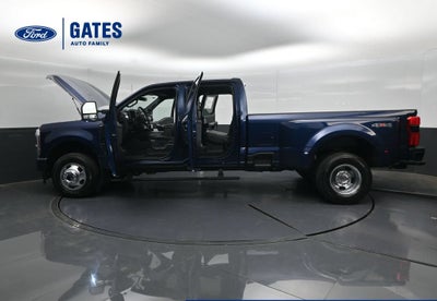 2027 Ford F-350SD Platinum DRW