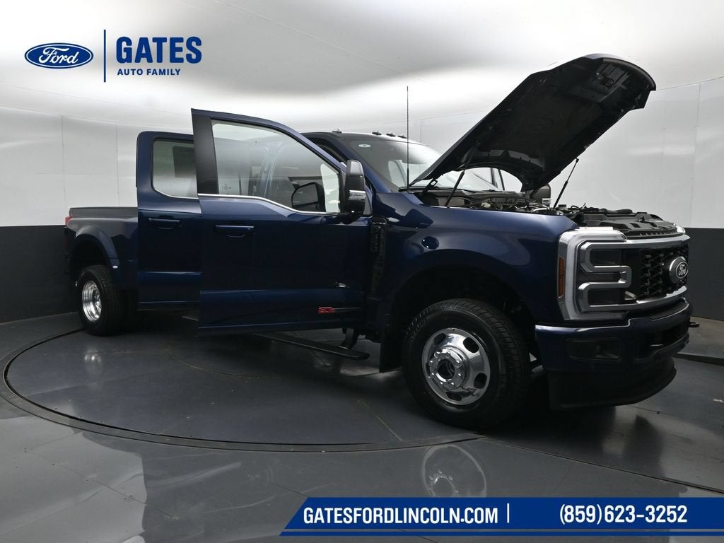 2027 Ford F-350SD Platinum DRW