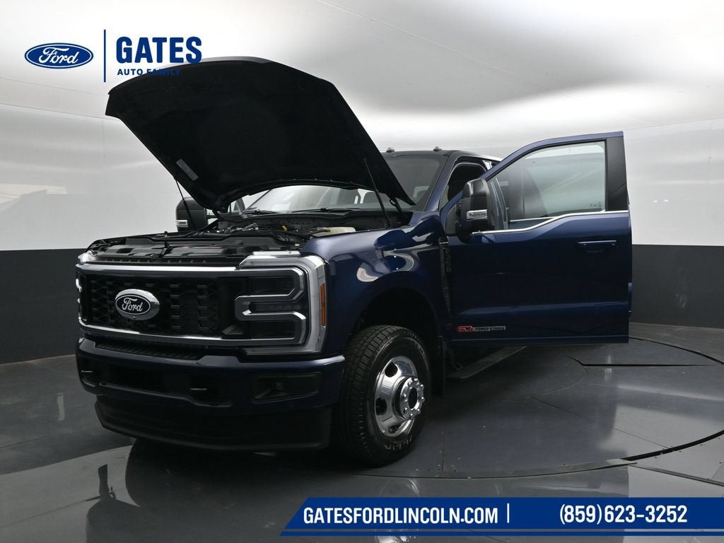 2027 Ford F-350SD Platinum DRW