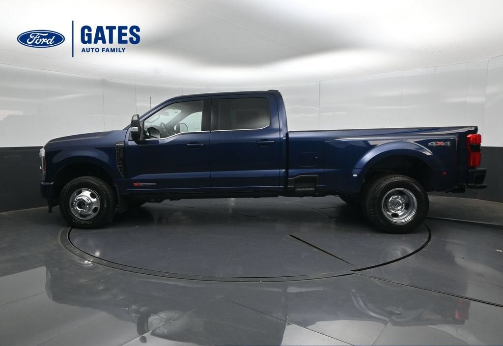 2027 Ford F-350SD Platinum DRW