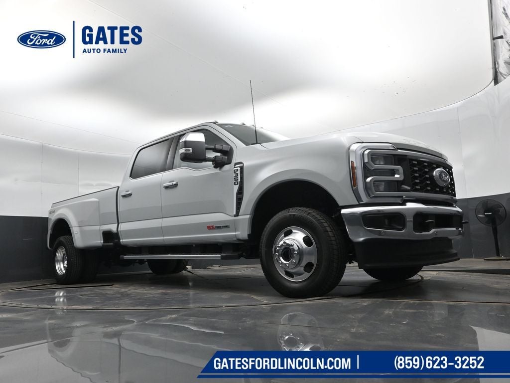2026 Ford F-350SD Lariat DRW