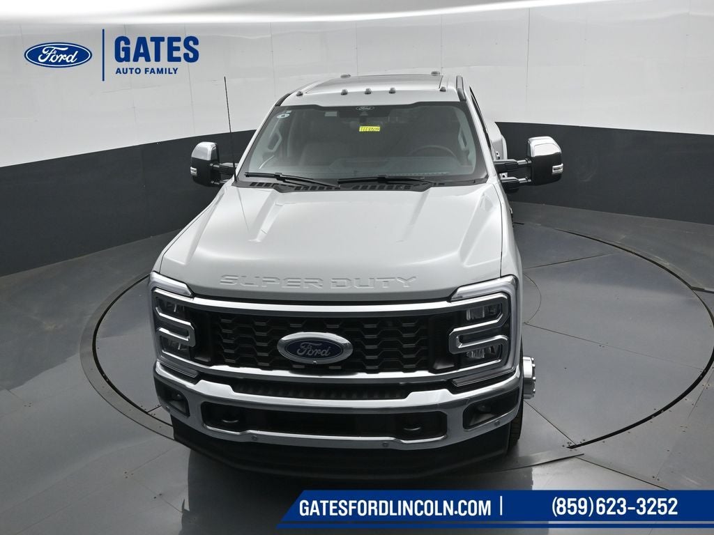 2026 Ford F-350SD Lariat DRW