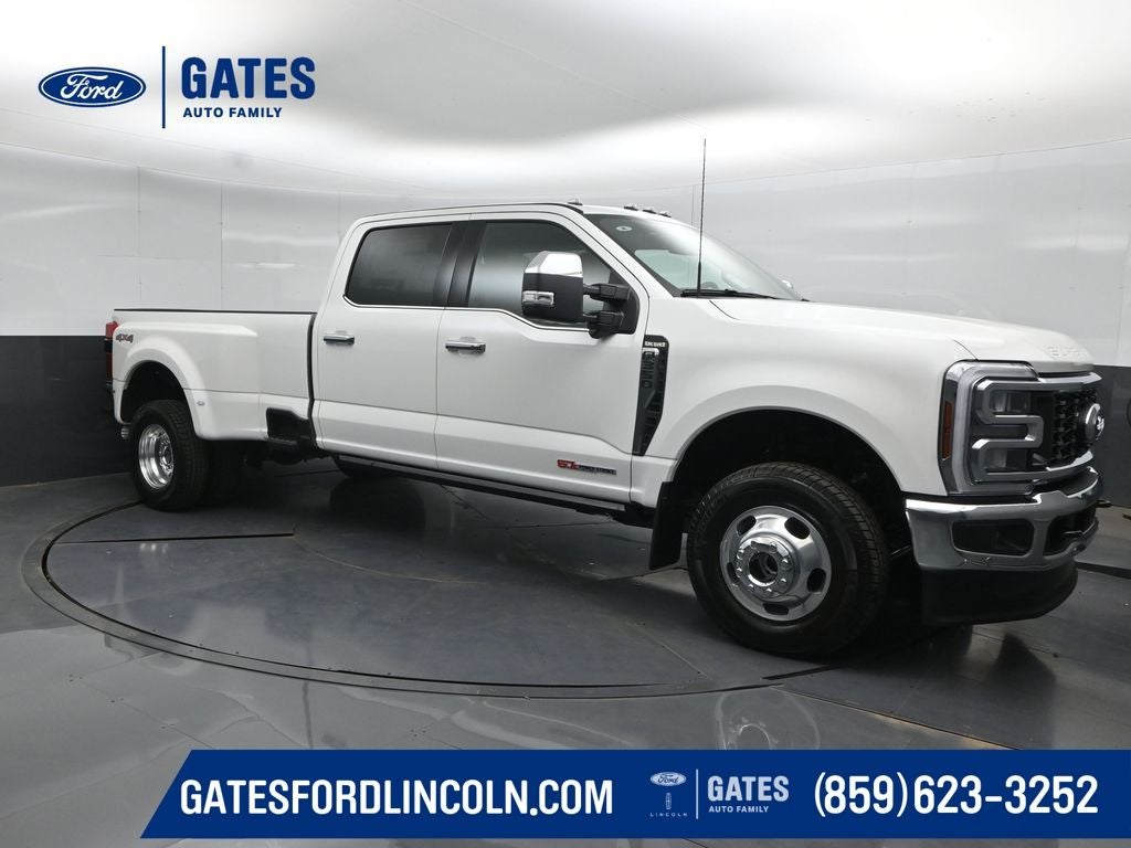 2026 Ford Super Duty F-350 DRW Pickup F-350® King Ranch®