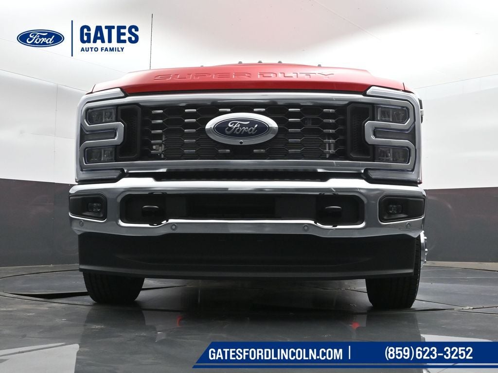 2026 Ford F-350SD Lariat DRW