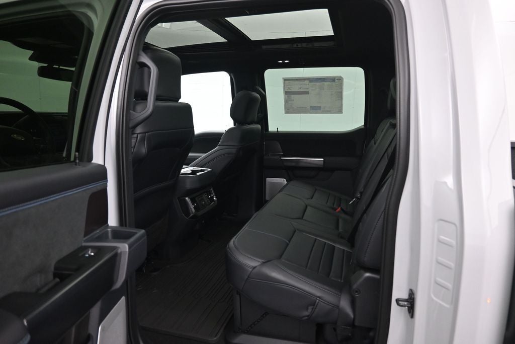 2026 Ford F-350SD Platinum DRW