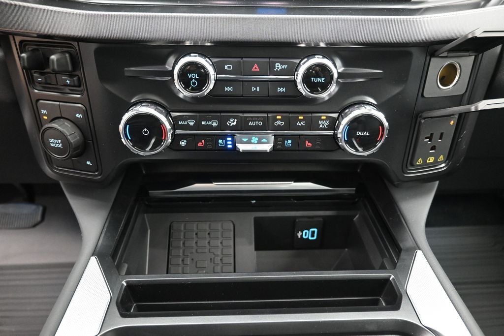 2026 Ford F-350SD Platinum DRW