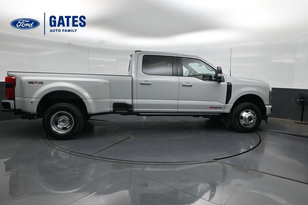 2026 Ford F-350SD Platinum DRW