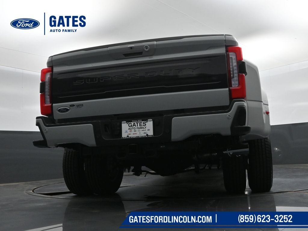 2026 Ford F-350SD Platinum DRW