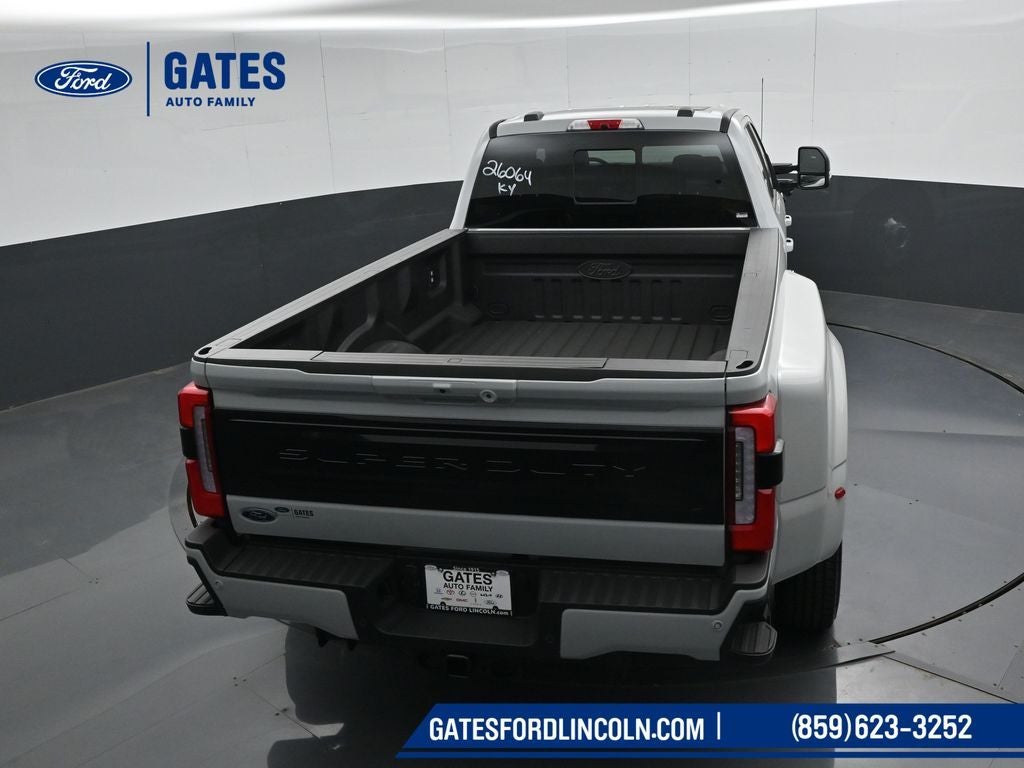 2026 Ford F-350SD Platinum DRW