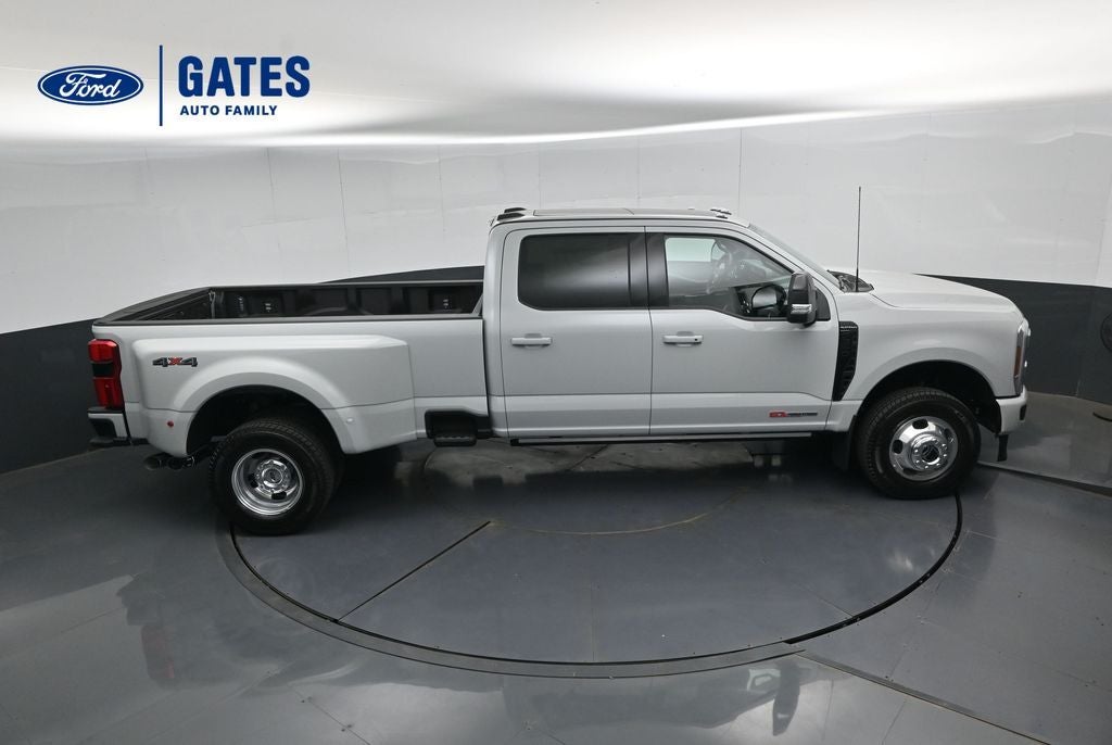 2026 Ford F-350SD Platinum DRW
