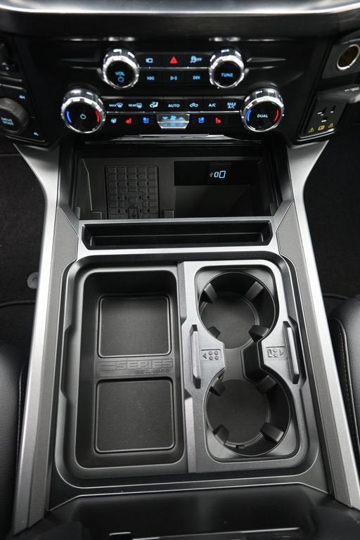 2027 Ford F-350SD Lariat DRW