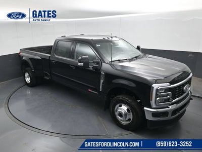 2027 Ford F-350SD Lariat DRW