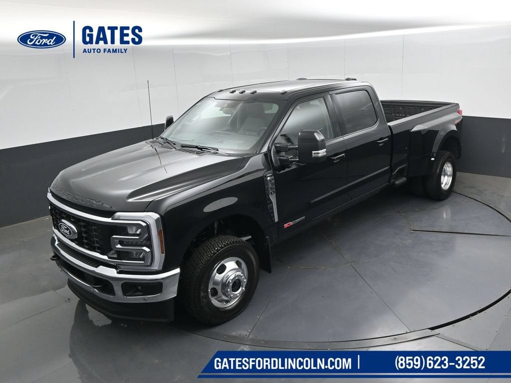 2027 Ford F-350SD Lariat DRW