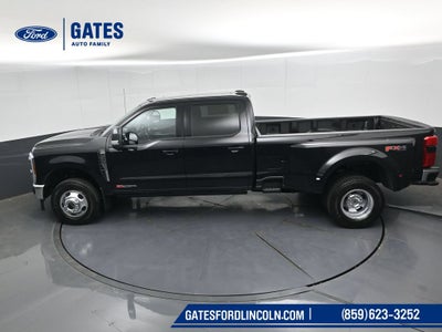 2027 Ford F-350SD Lariat DRW