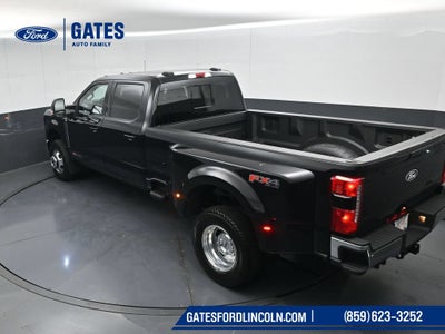 2027 Ford F-350SD Lariat DRW