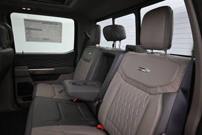 2027 Ford F-350SD Platinum DRW
