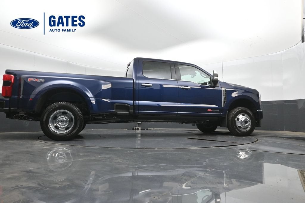 2027 Ford F-350SD Platinum DRW