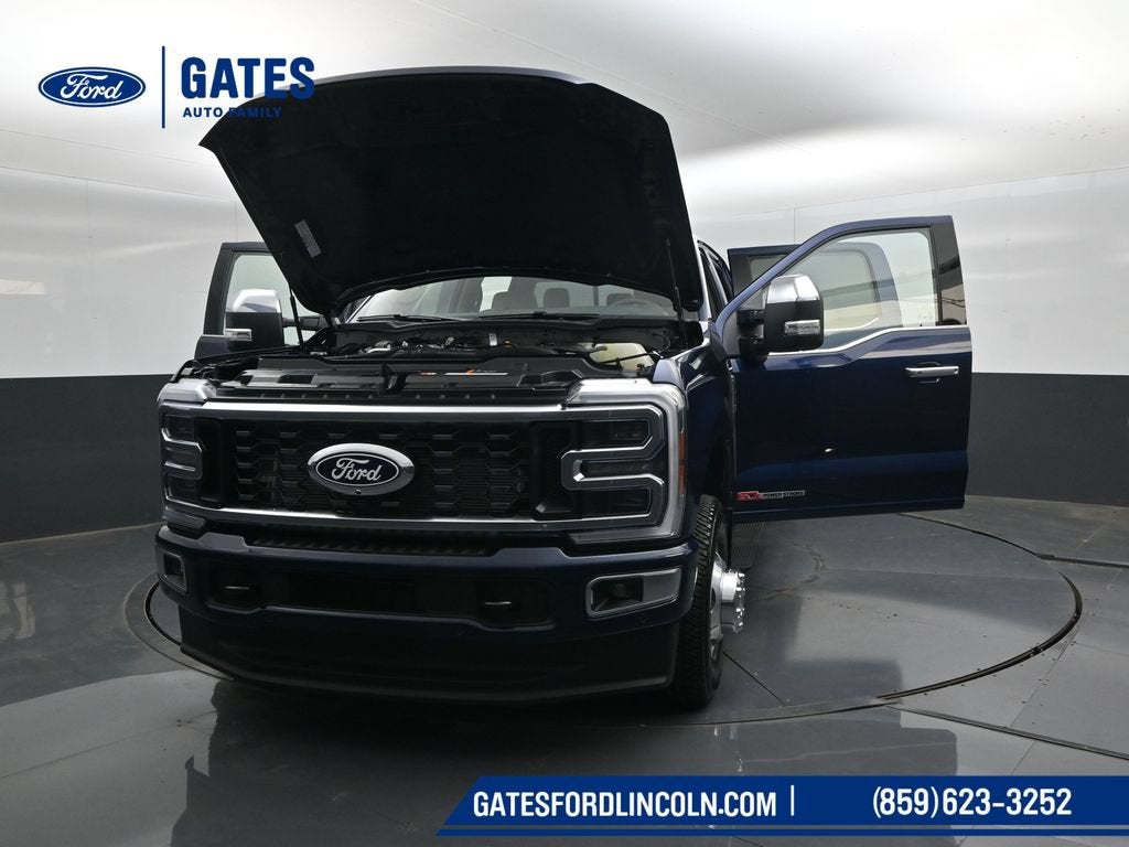 2027 Ford F-350SD Platinum DRW