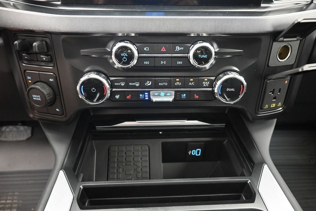 2026 Ford F-350SD Platinum DRW