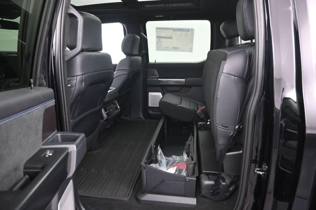 2026 Ford F-350SD Platinum DRW